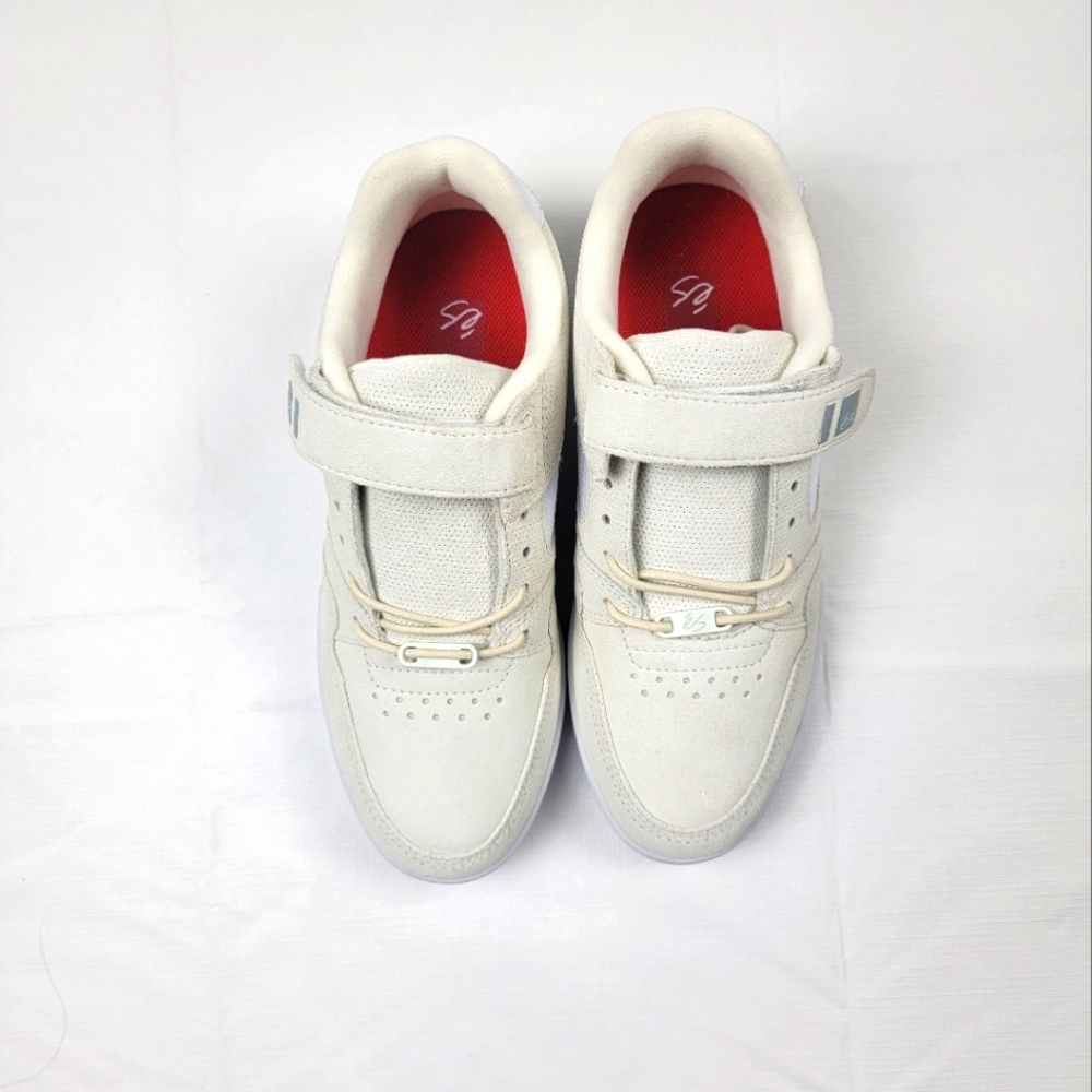 ES Accel slim plus skateboarding skate shoes 7.5  new with box
